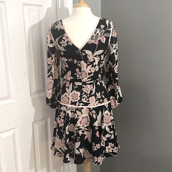 NWT Eliza J Floral Fit & Flare Women’s Dress - Picture 8 of 11
